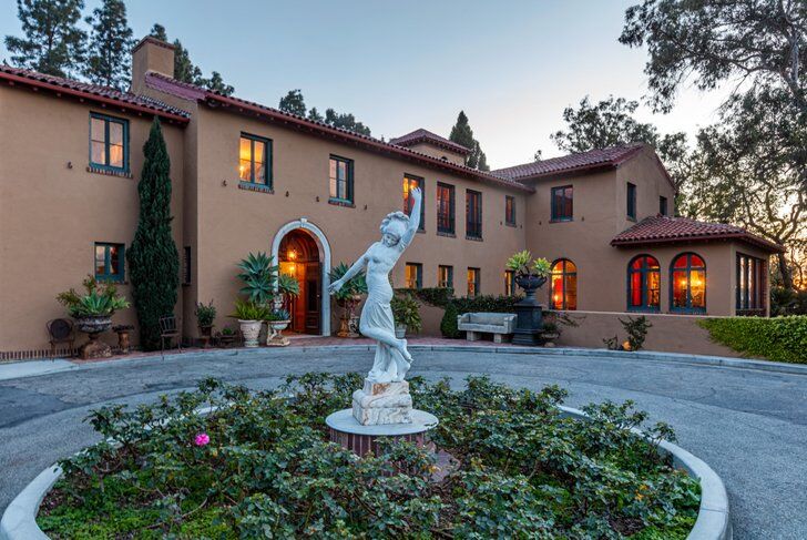 The Paramour motor court in Silver Lake
